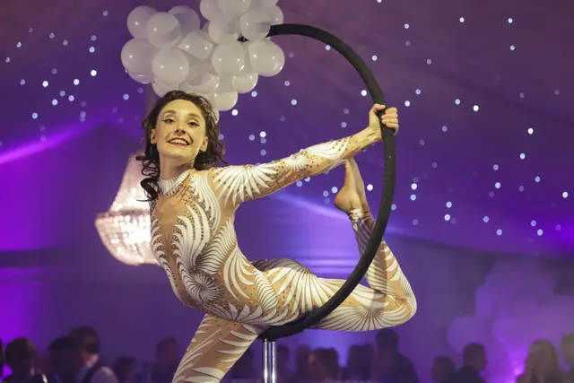 Aerial lollipop white Ibiza: aerial performers