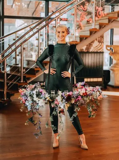 Floral LED table skirt: champagne walkers, enchanted garden theme