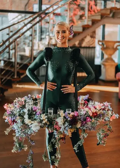 Floral LED table skirt: champagne walkers, enchanted garden theme
